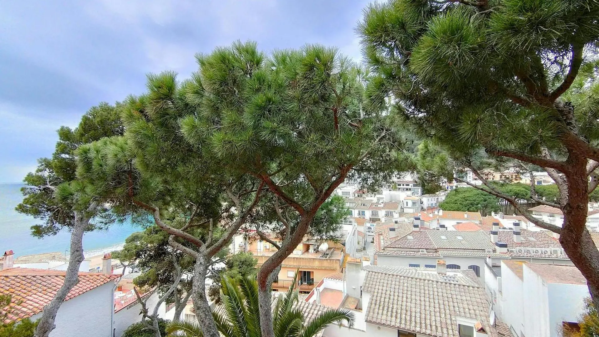 Apartmán T4 - Beachside Escape With Unbeatable Views Tamariu