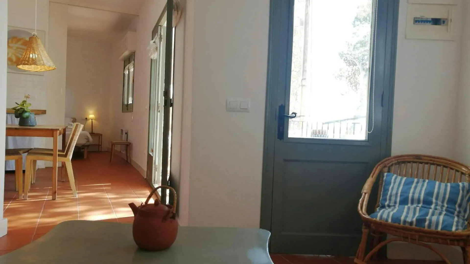 Apartment T4 - Beachside Escape With Unbeatable Views Tamariu Spain