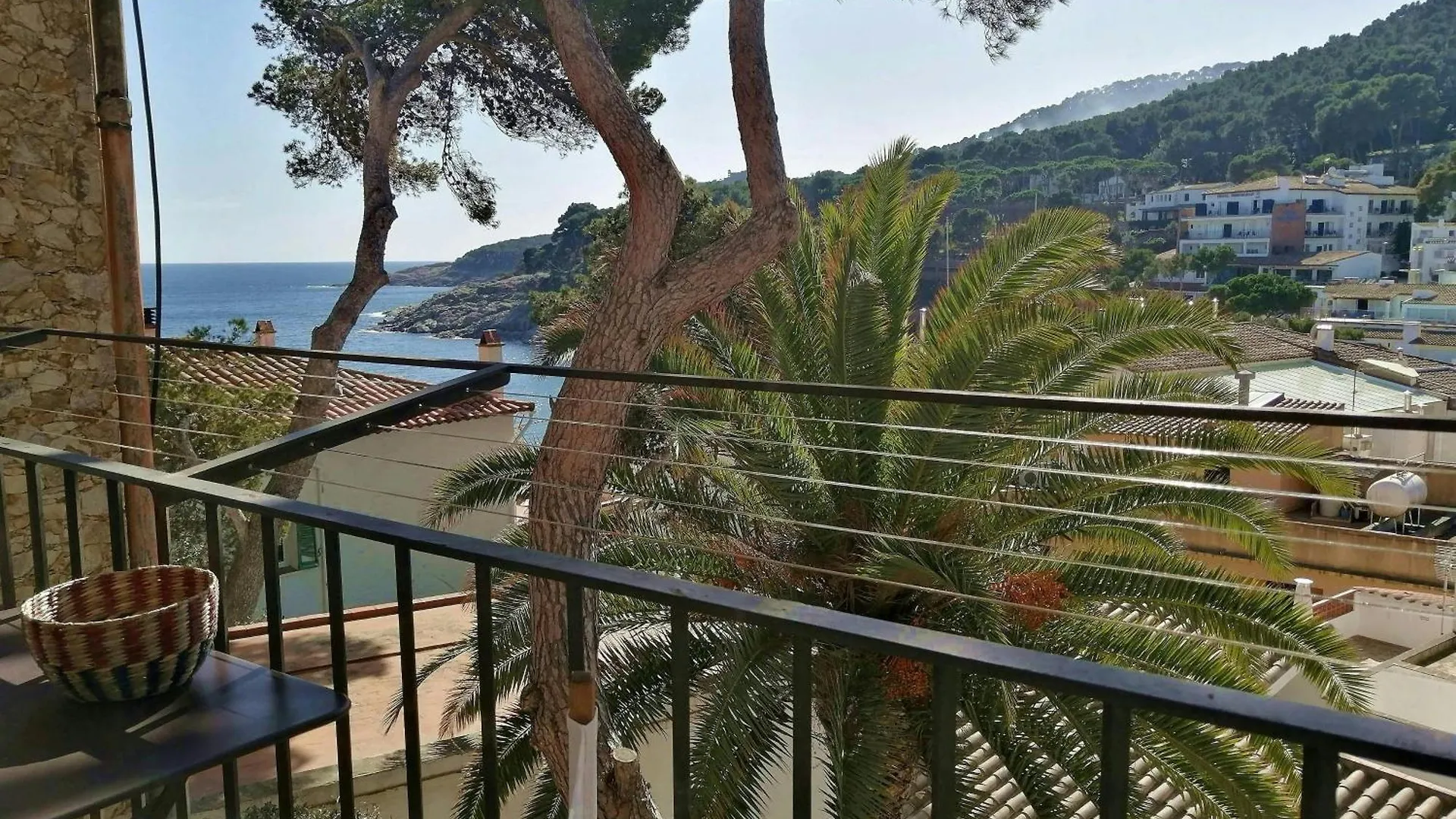 T4 - Beachside Escape With Unbeatable Views Tamariu